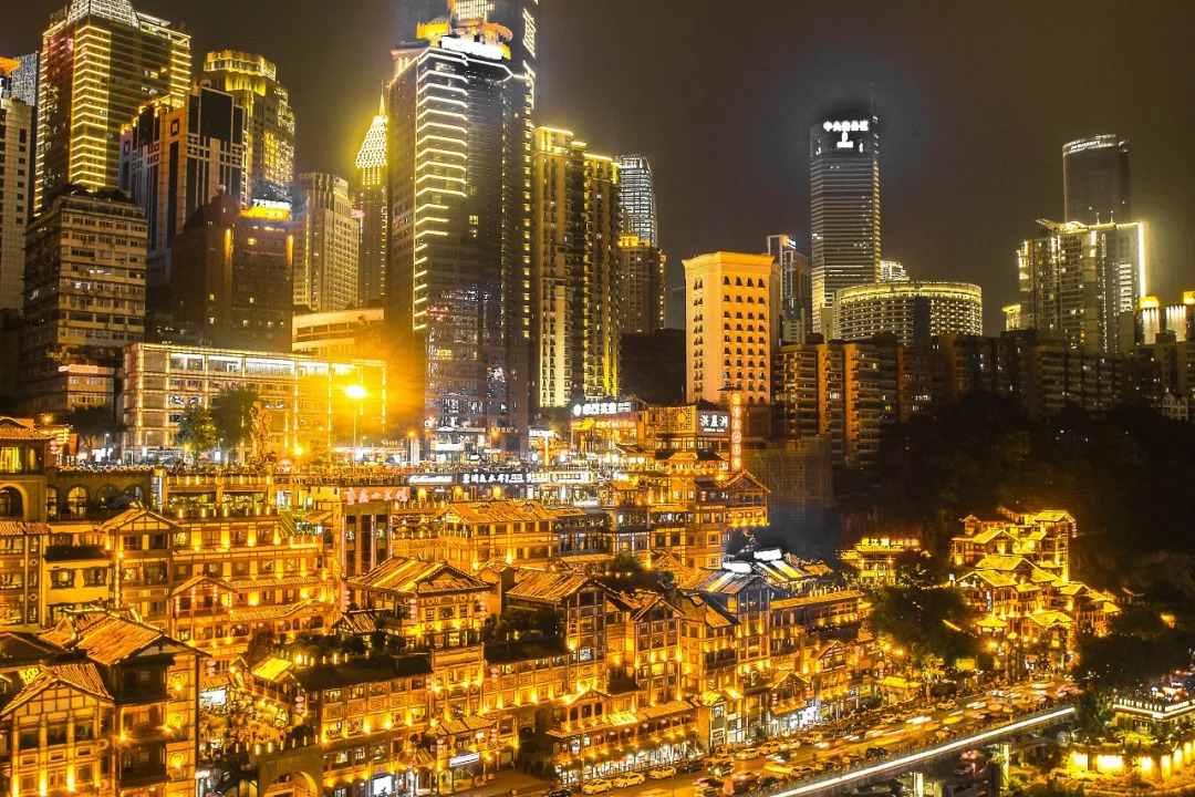 山城重庆的暖阳时光印象